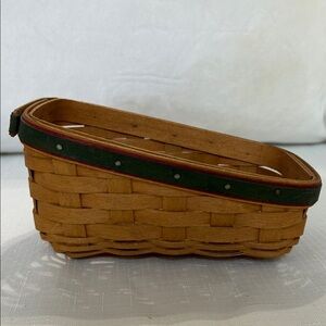 Longaberger sled Basket with Green and Rec Accent